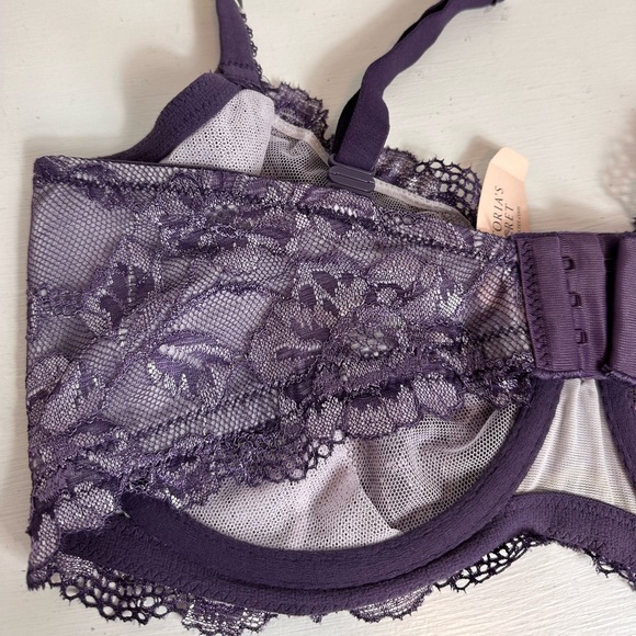 Victoria’s Secret Unlined Demi-Buste/ Body by Victoria - Picture 7 of 16